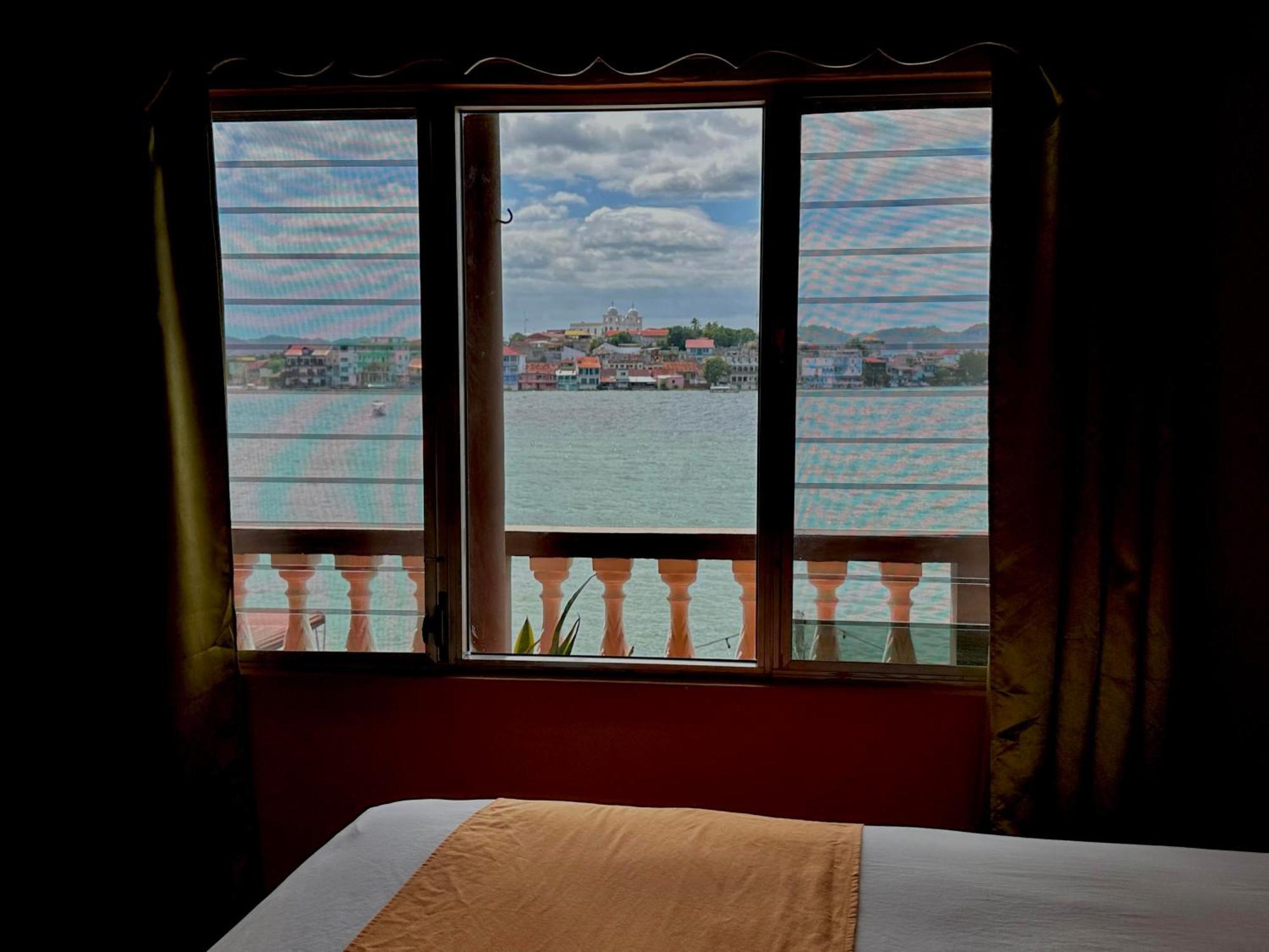 Hotel San Miguel ฟลอเรส ภายนอก รูปภาพ