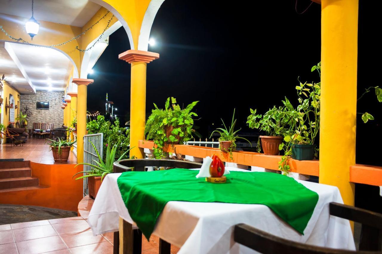 Hotel San Miguel ฟลอเรส ภายนอก รูปภาพ